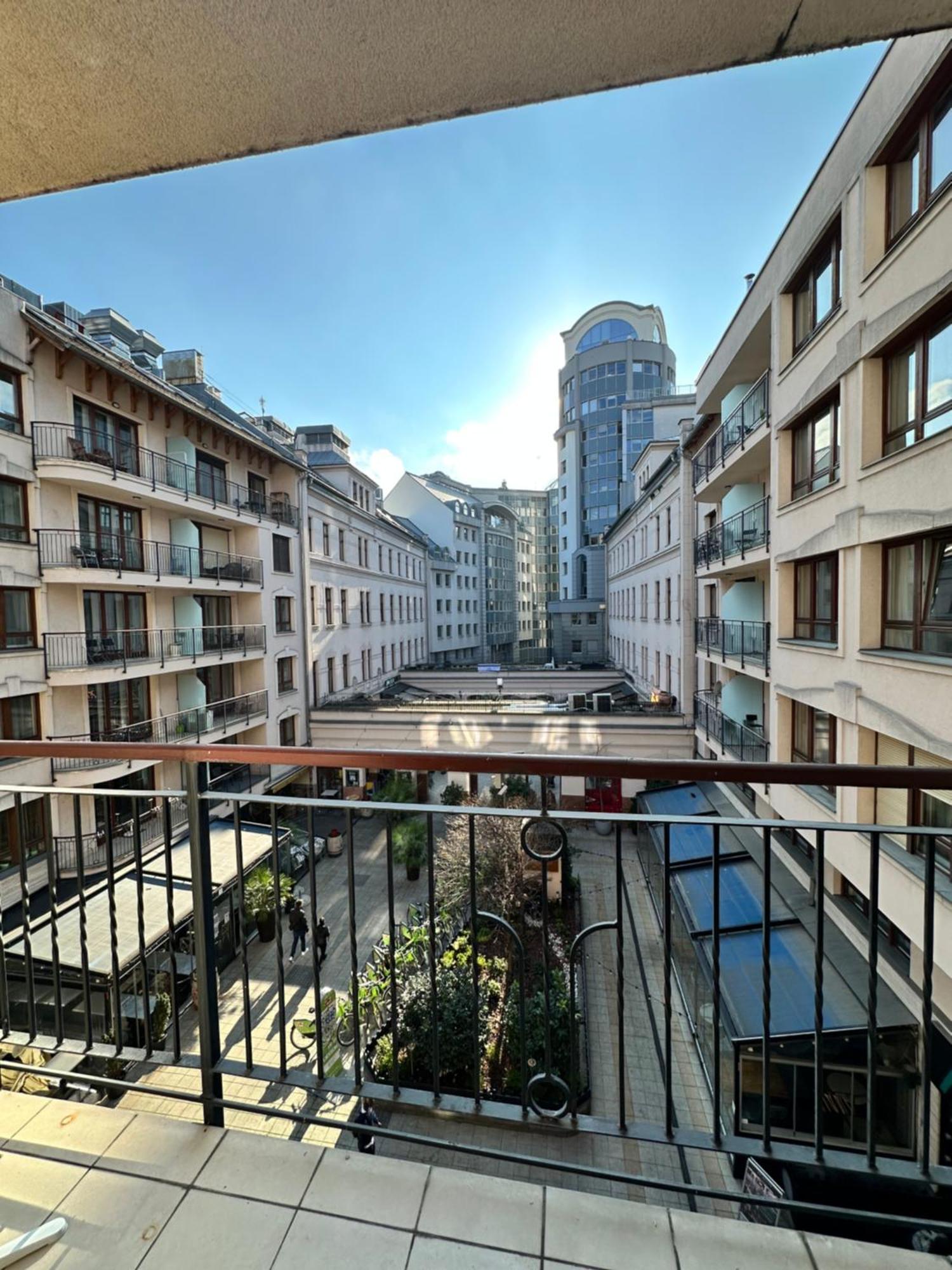 Vinyl Gozsdu Apartments 布达佩斯 外观 照片